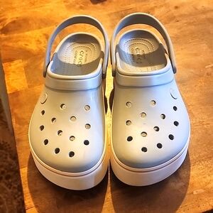 Crocs- Iconic Comfort